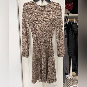 Banana Republic long sleeve dress